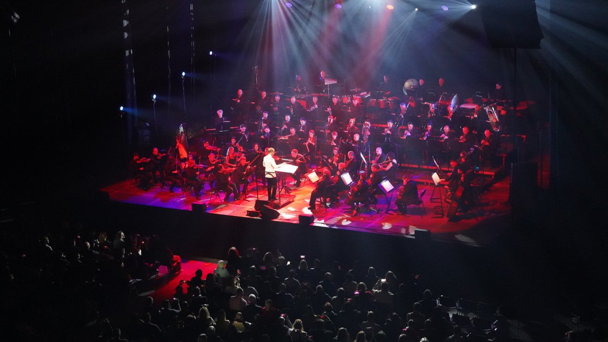 One day, I'll perform in Ukraine with = the Kiev Camerata Presidential Orchestra, photo credit: Sascha Braun #Pianist #Conductor