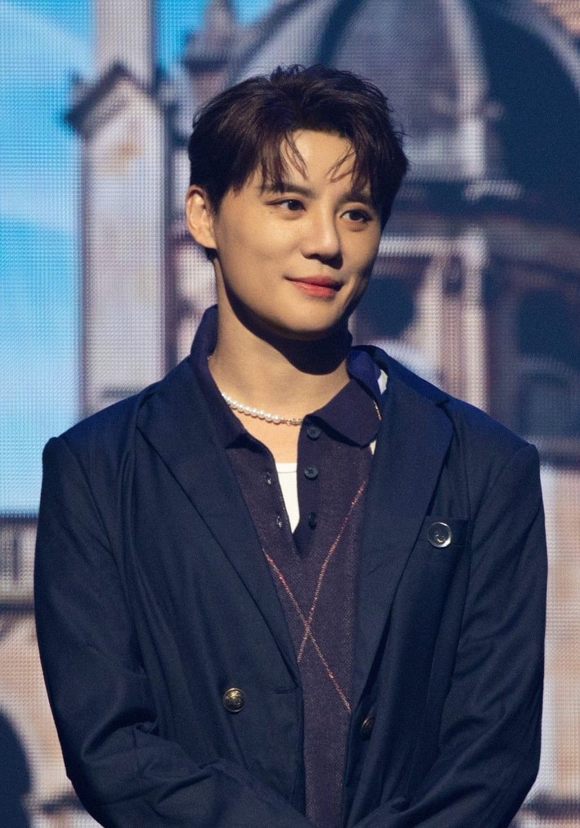 DispatchJapan's tweet image. キム・ジュンスがミュージカル「ビートルジュース」でいたずら好きのゴースト役を演じることが決定！ステージへの復帰が楽しみです。 #キムジュンス #ビートルジュース #ミュージカル
🔗 元記事: dipe.co.kr/2332431