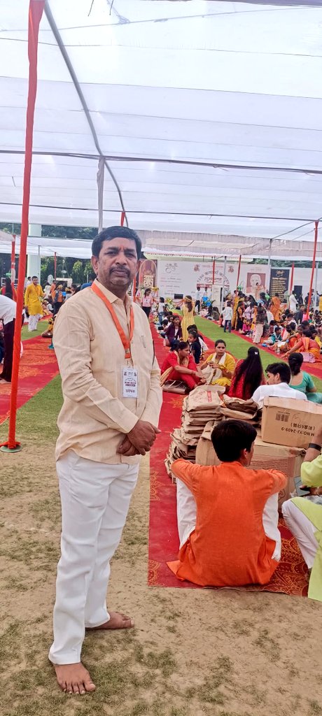 Rkvermabjp's tweet image. पावन पर्व #नवरात्रि के अवसर पर
राजभवन में 5100 कन्याओं का पूजन किया गया। मुख्य अतिथि महामहिम राज्यपाल महोदया @anandibenpatel जी एवं क्षेत्र प्रचारक आदरणीय अनिल जी भाई साहब और प्रांत प्रचारक कौशल जी भाई साहब की गरिमामयी उपस्थिथि में कार्यक्रम पूरी भव्यता के साथ संपन्न हुआ।