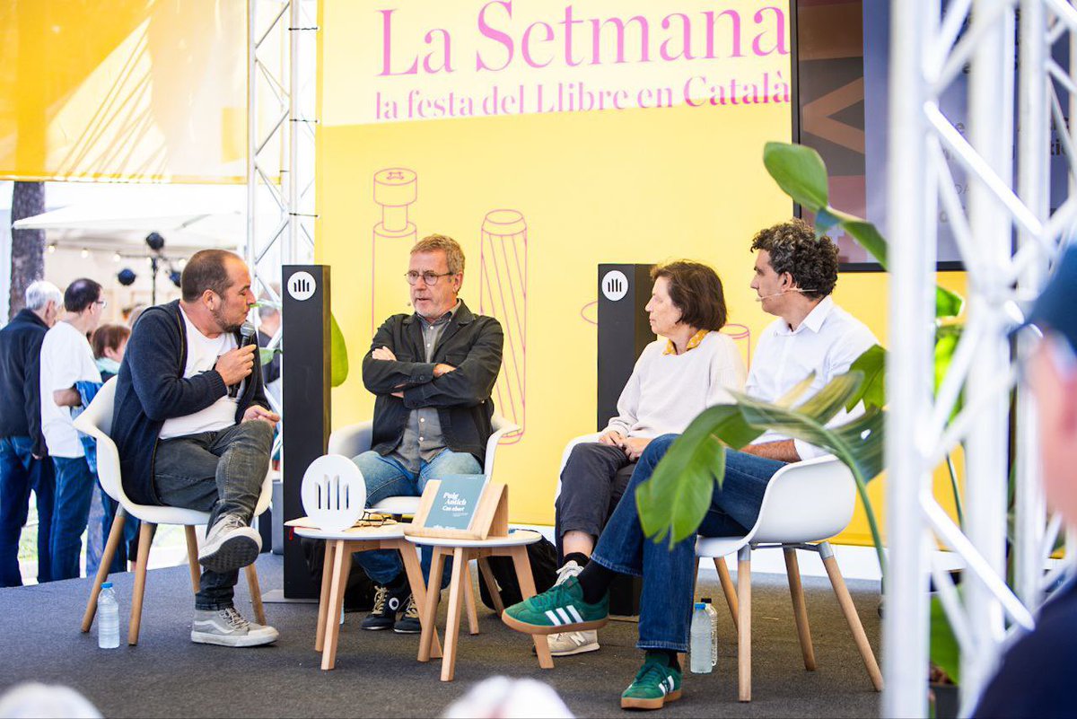 Llibres a l’encontre dels seus lectors i lectores de Manuel de Pedrolo, Maria Barbal, <a href="/MartaOrriols/">marta orriols</a>, <a href="/EstelSole/">Estel Solé</a>, <a href="/roccasagran/">Roc Casagran</a>, <a href="/msarrias30/">Merce Sarrias</a>, <a href="/Mariona_Llado/">Mariona Lladonosa</a>, <a href="/Joana_Soto/">Joana Soto</a>, Carles Sarrat, Fàtima Saheb i <a href="/BlancaLlumVidal/">Blanca Llum Vidal</a>.

Visca <a href="/LaSetmana/">La Setmana</a>, molt d’èxit i per molts anys més!