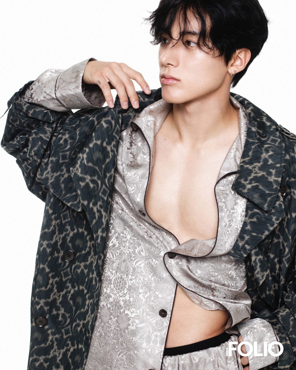 for_ericsohn's tweet photo. [📸] Photos of Eric from Men’s Folio Digital Sept-Oct 2025 issue.

(1)
#THEBOYZ #ERIC #더보이즈 #에릭 https://t.co/Gp6UoR5TGf