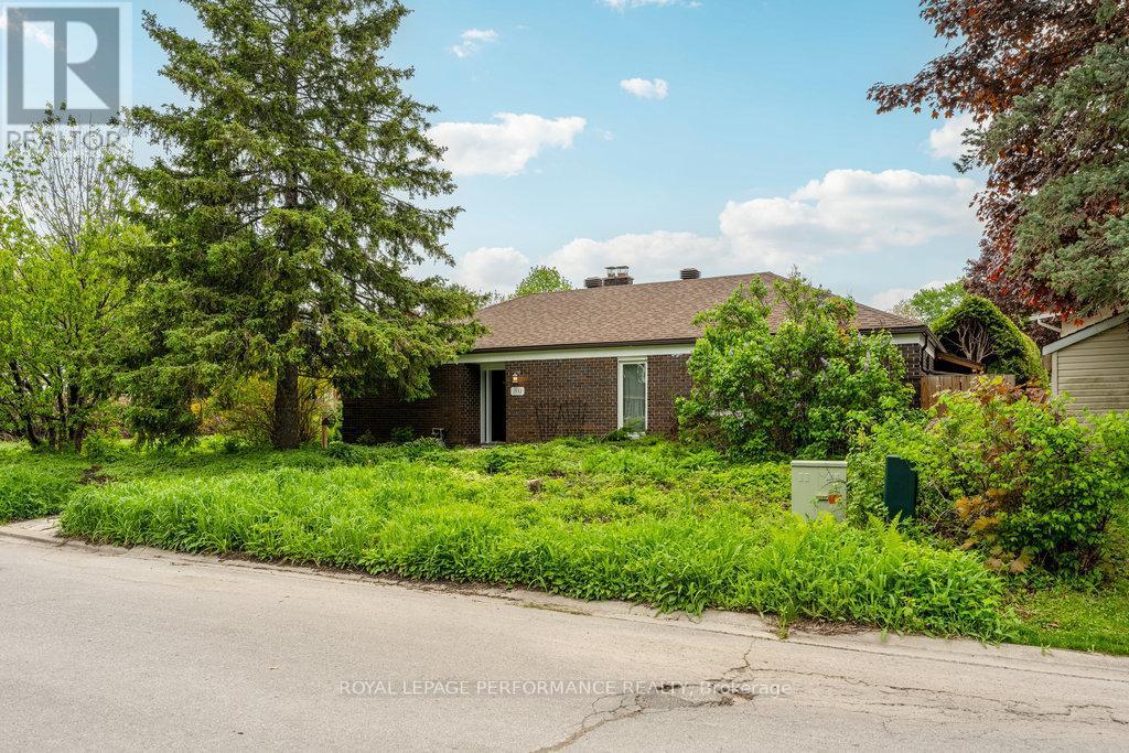 Want to see what your dream home looks like? Join us for an open house in Gloucester and Cumberland.
- Ian Ponting with Royal LePage Performance Realty - Orleans, Brokerage
- Contact me at 613.222.2662