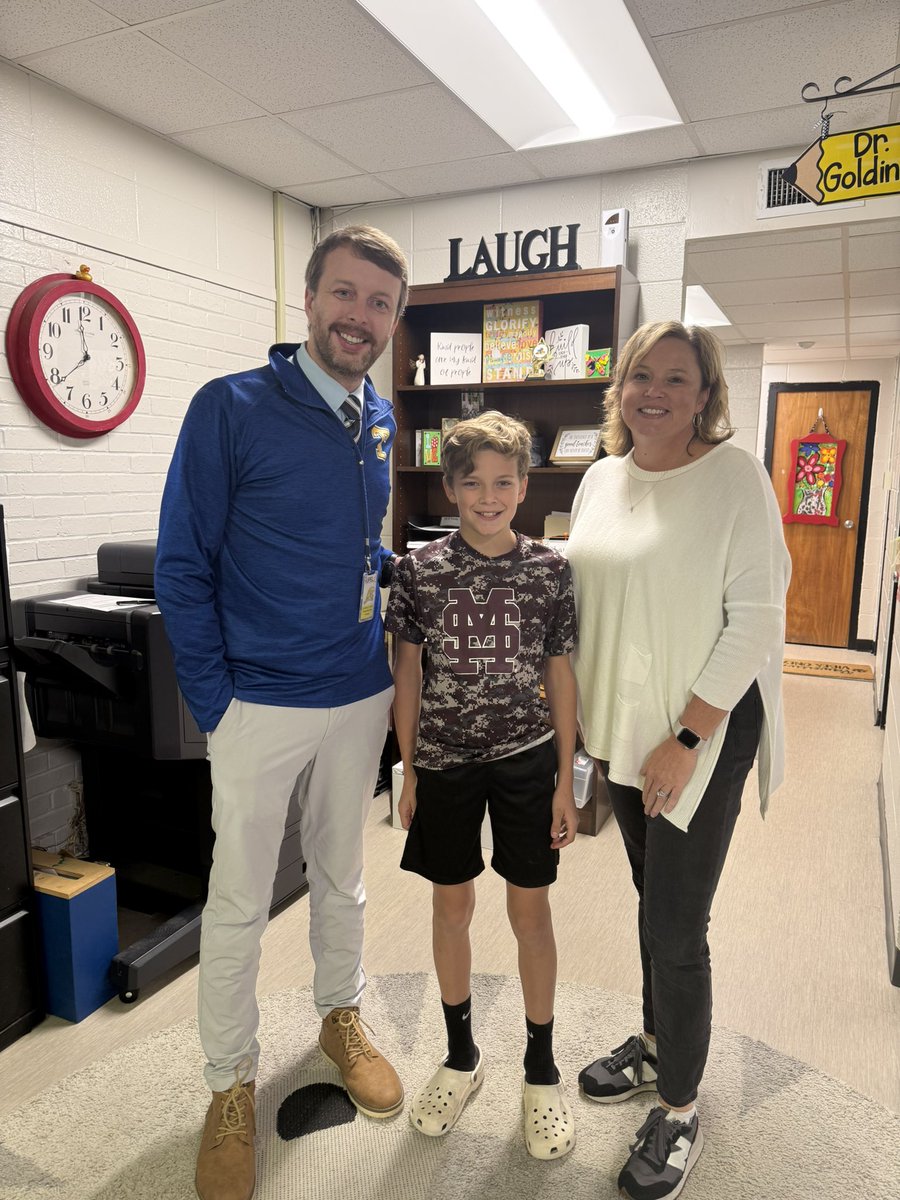 Lunch with the Principals
Thanks you, Smith, for having lunch with us!