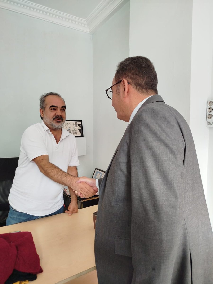 📍 Güngören, İstanbul

#TürkiyeYüzyılıBuluşmaları kapsamında; İlçe Başkan Yardımcımız Şaban Bereli ve teşkilatımızla birlikte Serçe Tekstil’i ziyaret ettik.

Esnafımızın üretim gücü ve işçimizin alın teri, Türkiye Yüzyılı’nda kalkınmanın anahtarı olmaya devam ediyor.