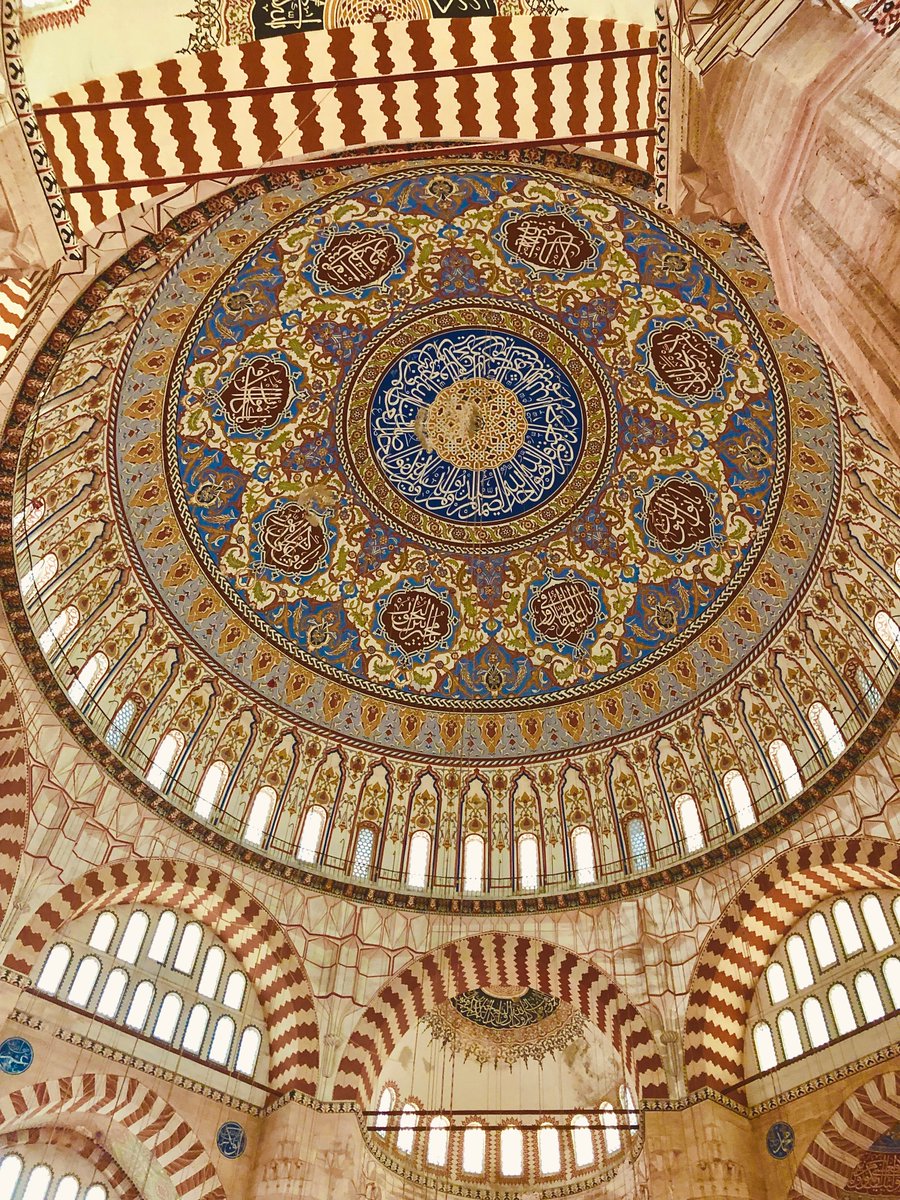 the selimiye mosque in edirne, turkiye, was designed by mimar sinan in the 16th century. 

it is noted for its large dome, balanced proportions, and the detailed calligraphy and ornamentation inside.