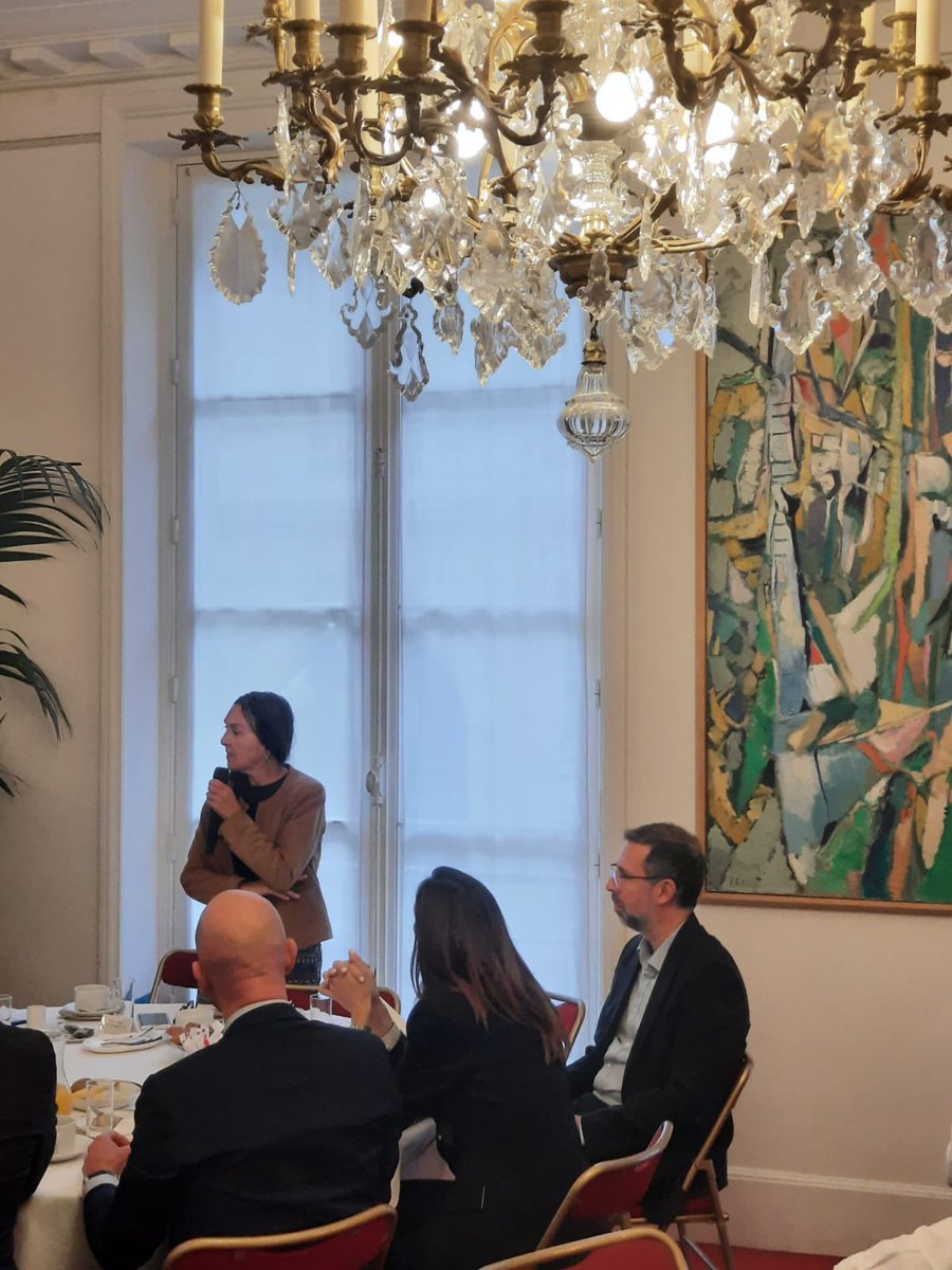 📡 Rentrée <a href="/CSNUMPOST/">Commission Supérieure du Numérique et des Postes</a> avec <a href="/DMichallet/">Damien Michallet</a> &amp; <a href="/lauredlr/">Laure de La Raudière</a>. Nous échangeons pour raccorder tous les foyers à la fibre sans surcoût &amp; renforcer la résilience des réseaux ➡️Recommandations du Groupe de Travail que je co-rapporte avec <a href="/LisaBelluco/">Lisa Belluco</a> d’ici fin octobre.