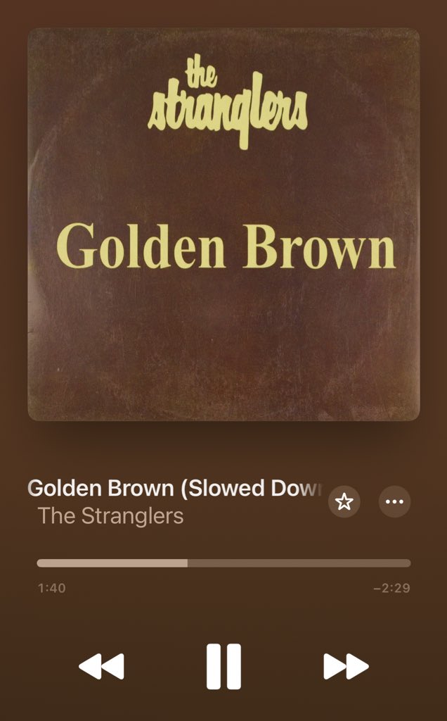 yowaspekibishi's tweet image. TOEICの勉強自体は今あんましてないんですが、勉強と気張らず英語には触るようにしてます~
興味がある分野の動画や簡単な絵本なら案外前向きに向き合いたくなるかもです！
#英語学習　#勉強垢さんと繋がりたい  #Englishimmersion