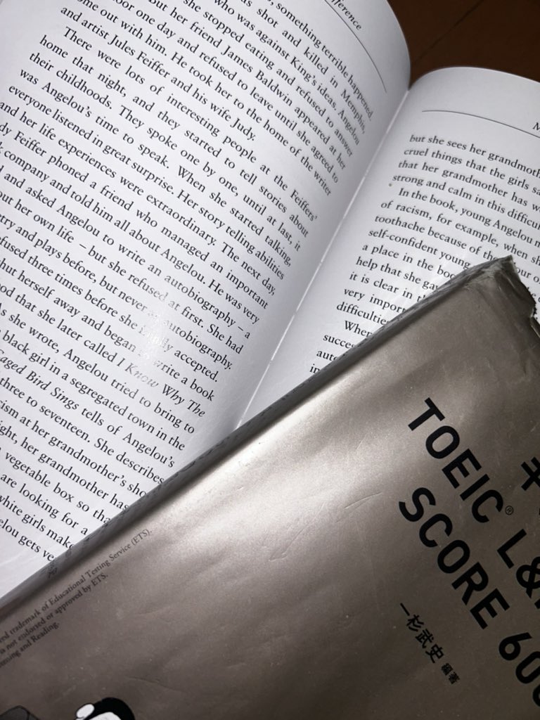 yowaspekibishi's tweet image. TOEICの勉強自体は今あんましてないんですが、勉強と気張らず英語には触るようにしてます~
興味がある分野の動画や簡単な絵本なら案外前向きに向き合いたくなるかもです！
#英語学習　#勉強垢さんと繋がりたい  #Englishimmersion