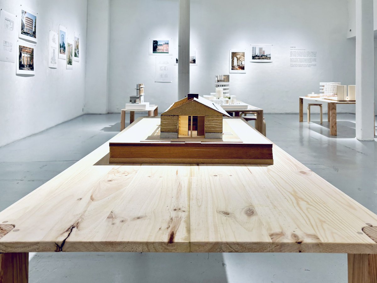 C’EST CE SOIR !!!!
•
TABLE RONDE : HABITER
Jeudi 25 septembre à 19h
avec :
. Sonia Lavandinho
. Jérôme Denis
. Maud Caubet
•
La table ronde est animée par David Abittan - <a href="/tema_archi/">Tema.archi</a> 
•
à La Galerie d’Architecture
•
<a href="/MaudCaubet/">MaudCaubet</a> 
<a href="/Davidabittan/">David Abittan</a>