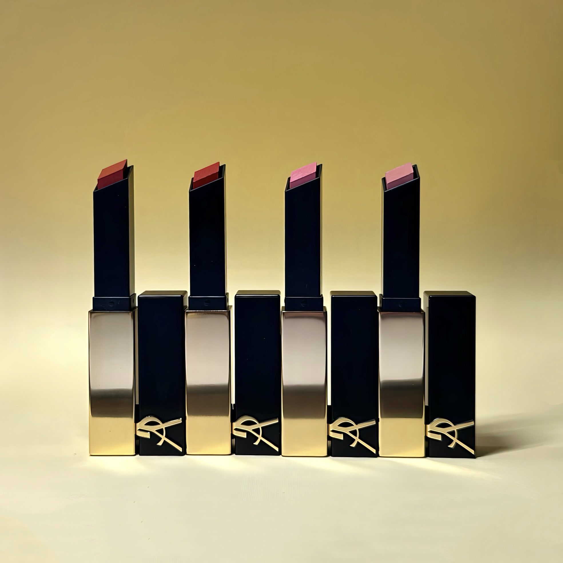 ないこまとめグッズ 今月だけコスメのおまけあり❗ Mina ￤コスメ美容オタクOL | 📖豪華すぎる付録付き！美容雑誌11