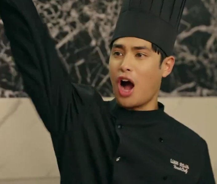 maydon4ever's tweet photo. Huy parehas silang Chef! Ayeee! 

Itim vs Puti

Magkalaban ba kayo? whahhaa! 

MAYDON SA ROJA TEASER https://t.co/mb9cEciJ4K
