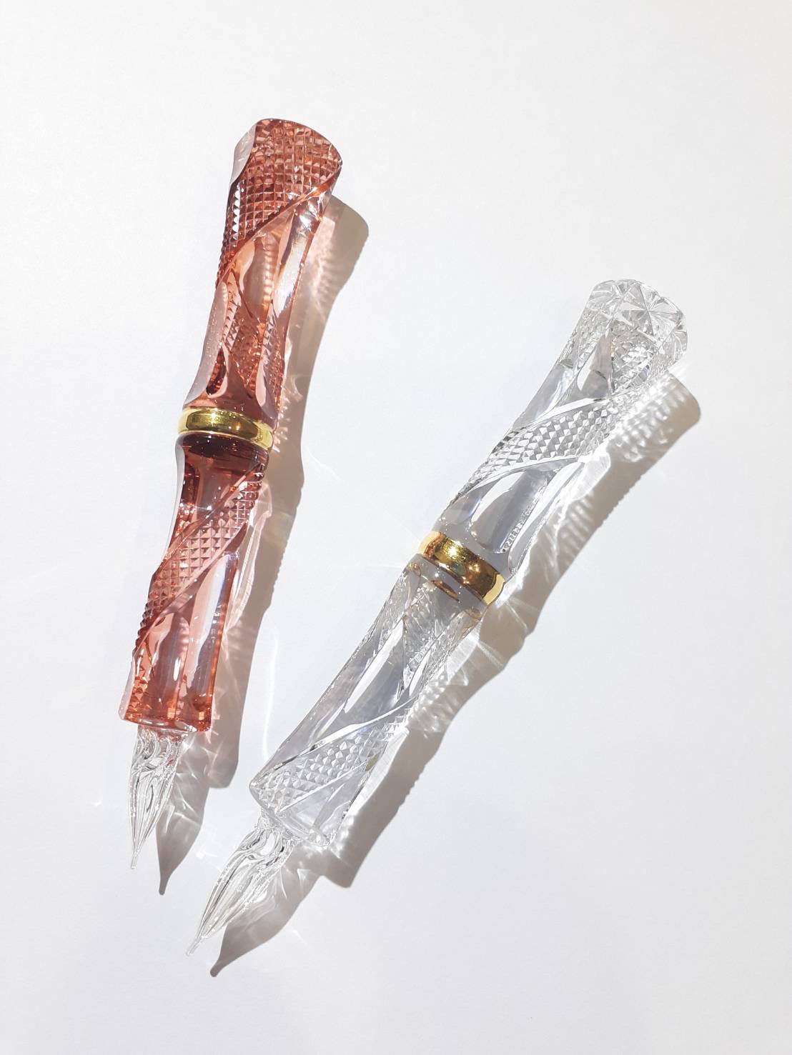 【Glass Studio TooS】コラボ ガラスペン(赤) Glass Studio TooS】コラボ ガラスペン(赤) ガラスペン美しい