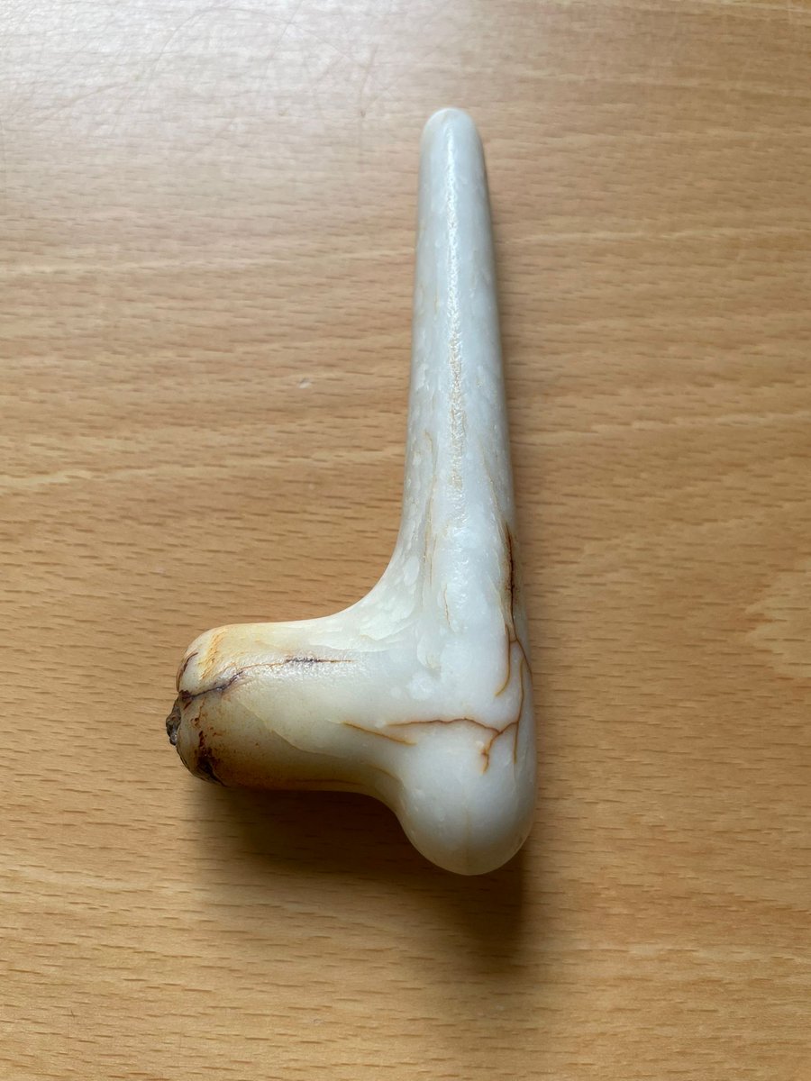 Rescatar el patrimonio: Ha sido encontrado un objeto histórico en #Galicia que pudiera ser de alto valor. Si alguna institución (p. ej. museo) está interesado en recuperarlo, les puedo dar el contacto para su custodia. Gracias. <a href="/ipcepatrimonio/">Instituto del Patrimonio Cultural de España</a> <a href="/CulturaXunta/">Cultura de Galicia</a>