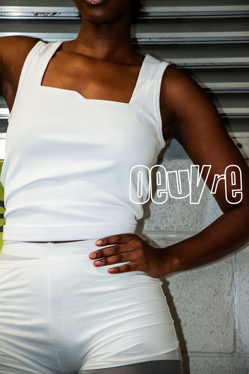 lumisoeuvre's tweet image. CLAVICLE TANK TOP in LIGHT + DARK
-MADE FROM IMPORTED PREMIUM CLASS LYCRA
-260 GSM
-CUSTOM NECKLINE
-FORM FITTING
-NECK LINE DROPS LOWER WITH -INCREASE TO SIZING
TOMORROW 6PM, LONDON TIME