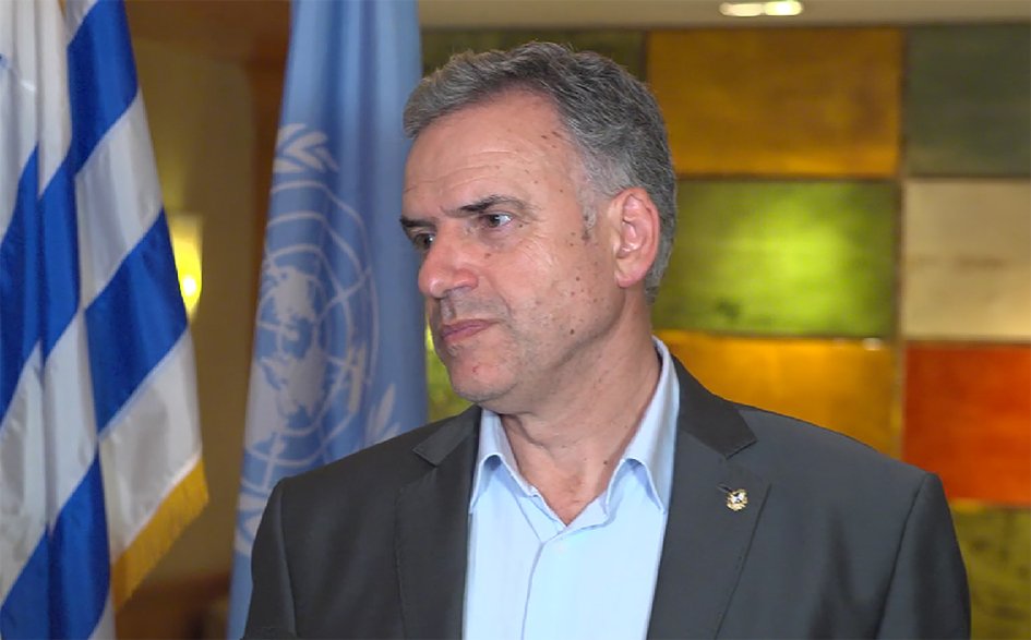 "El MEC estuvo bien en dar su opinión, y se respalda en un expediente que es larguísimo". 

Yamandú Orsi en #Minuto1 

💻youtube.com/watch?v=267PT9…