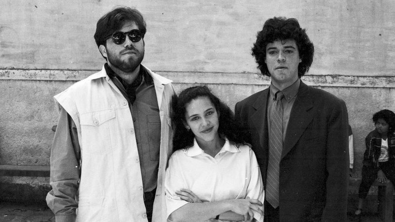 teledramaturgo's tweet image. Há 36 anos estreava #OSexoDosAnjos.

. (1989) • Comédia Romântica • 142 Capítulos.
. Substituiu #PactoDeSangue e substituída por #GenteFina.
. #OTerceiroPecado (1968).
. Penúltima de Norma Bengell.
. Sétimo remake feito por Ivani Ribeiro.
. Média geral (38.5) de audiência.