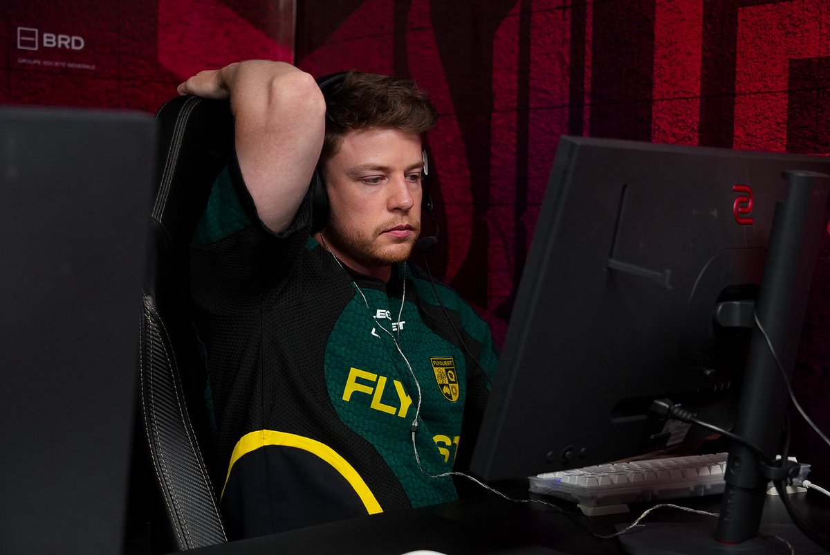 FlyQuestCS's tweet image. Well that blows

1-2 loss - playing again later today