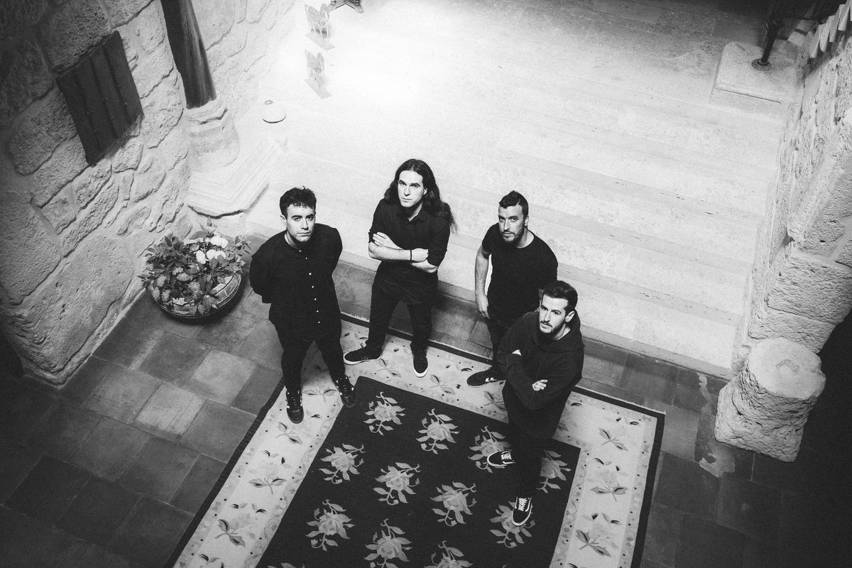 Buen día!! Nuestro videoclip "Requiem" ha sido seleccionado para participar en el Festival Internacional de <a href="/cortossoria/">Certamen Cortos Soria</a> 2025. Sábado 8 de Noviembre. 
Dirección: <a href="/Olithrash/">Oliver Heras Esteban</a> 
Fotografía: @bealawless 
Música: <a href="/NonGrattaMetal/">Non Gratta</a> 

Ver "Requiem" aquí 👉🏻 youtu.be/073SWS9MKZo?si…