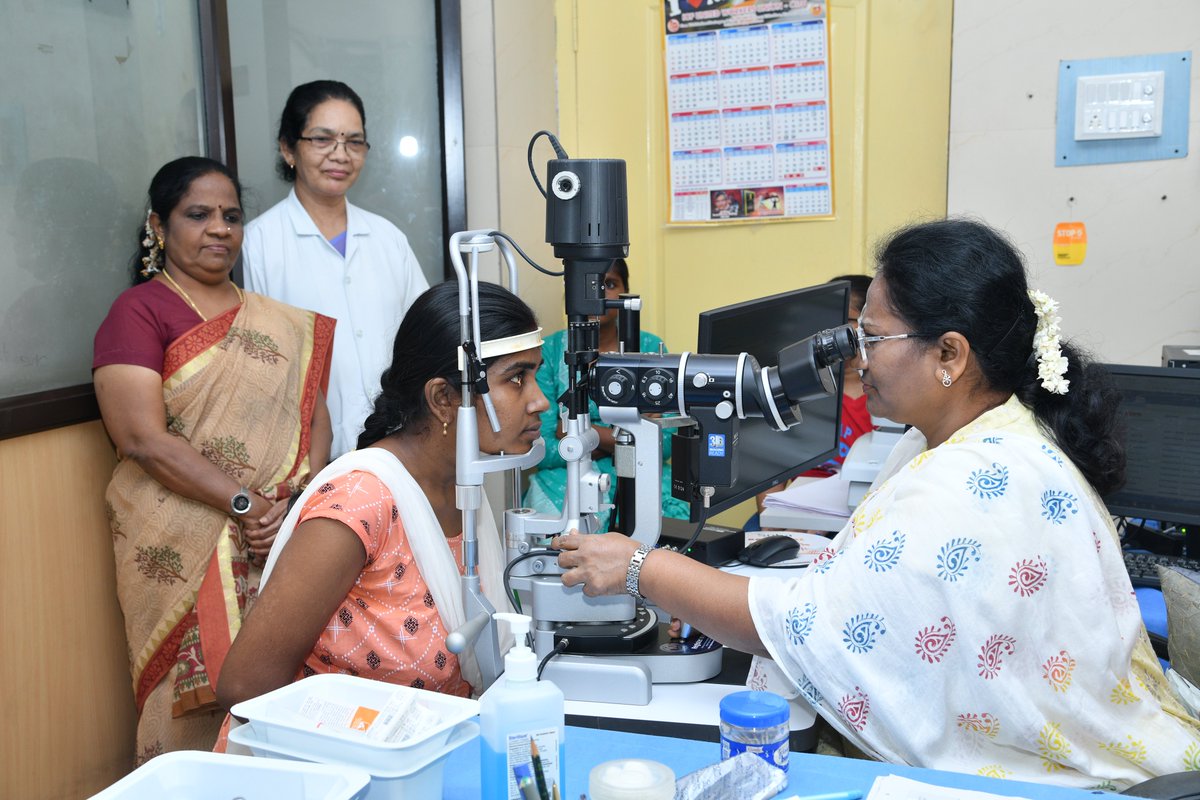 icfindrlys's tweet photo. As part of the #SwasthNariSashaktParivar, a General Eye Health Checkup Camp was held at ICF Hospital today (25.09.2025) for the benefit of ICF employees and their family members.
#integralcoachfactory https://t.co/AKi55Bn5Yc