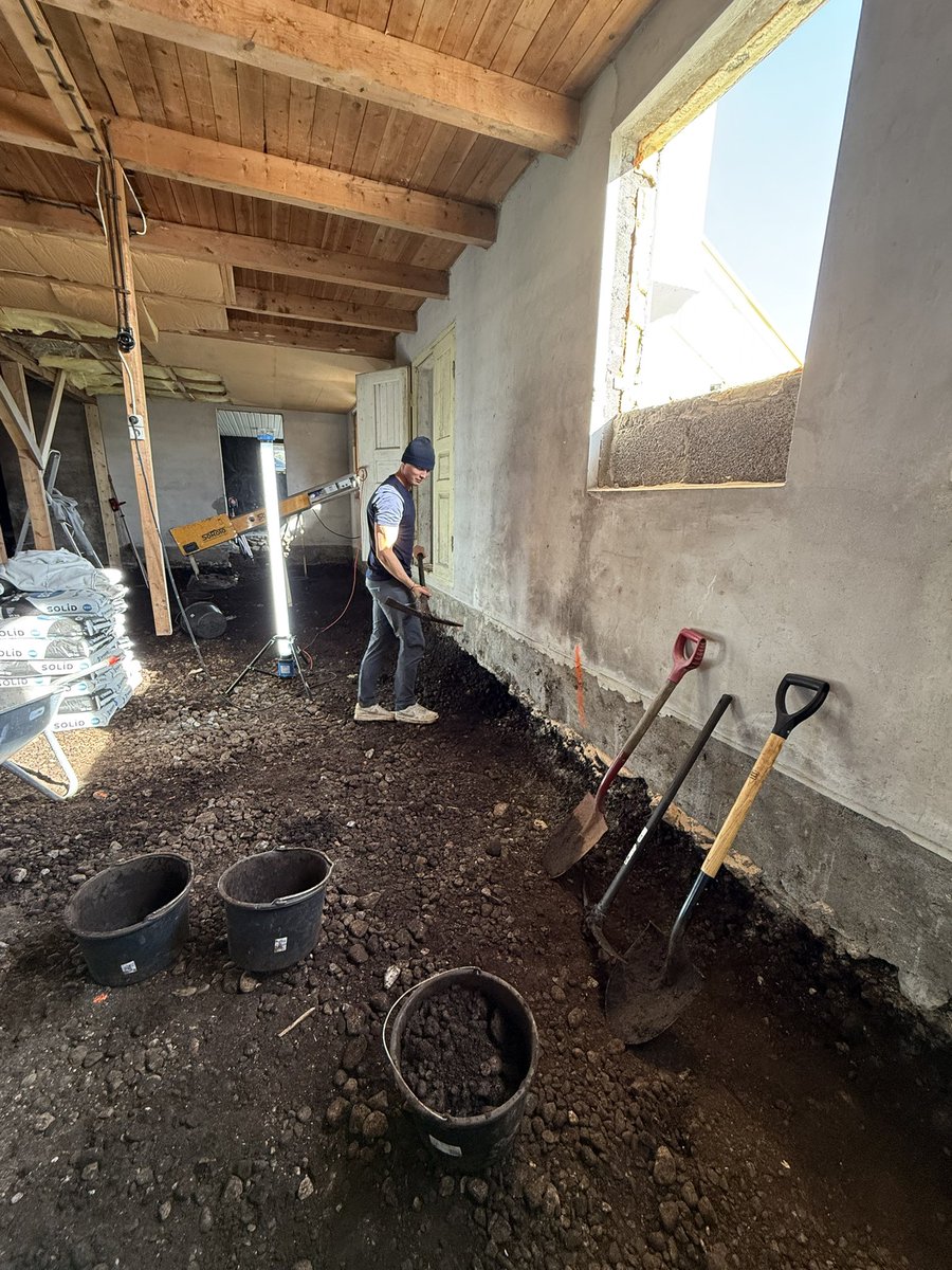 Når familie og venner trenger hjelp, lønner deg seg og stille opp. Om det er noen tusenlapper ekstra eller bare ren læring. Så kan man spare seg ufattelig med penger på tabber du senere ville gjort uten kunnskapen.