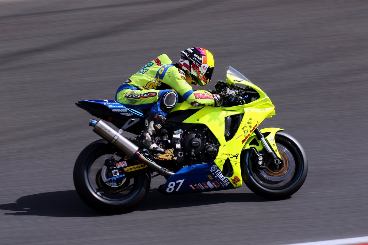 kane24170585's tweet photo. 鈴鹿サンデーロードレース 第3戦🏁
INT ST1000 / JSB1000 ダブルエントリー
#87 チーム・エッチングファクトリー
#花村峻一 選手 @hana87777777 
#エッチングファクトリー @Etching_Factory 
#鈴鹿サンデーロードレース #鈴鹿サーキット https://t.co/RmOlKkpOo4