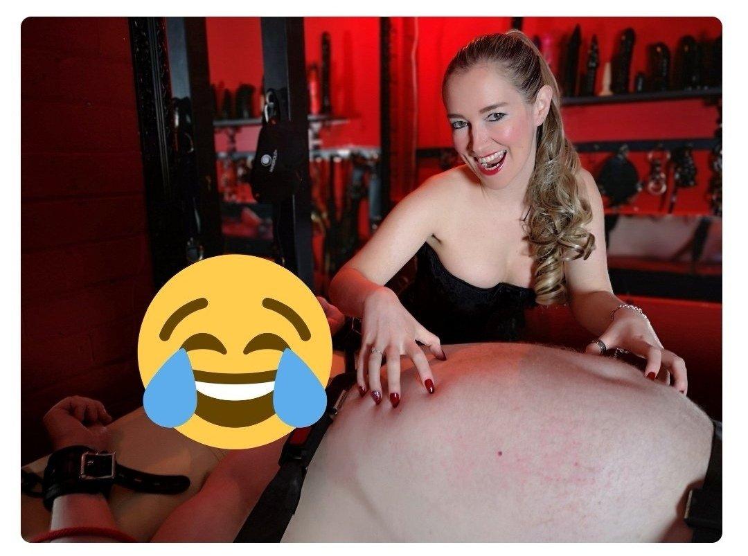 Tickle session is one of my favorite 😆,  i will make you laugh until you get hard, c*m and pass out 😆