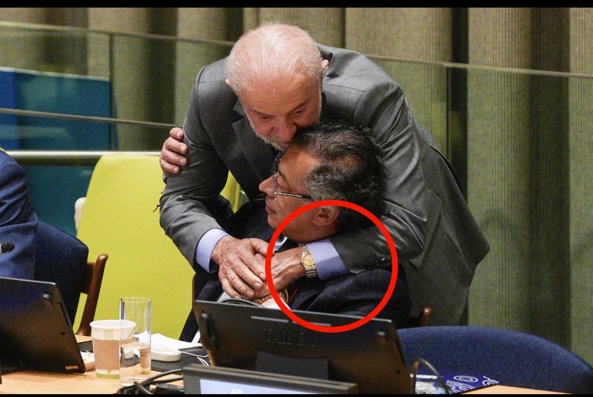 RenataSokolov's tweet photo. Ese Rolex vale más de 73k dólares 

Los izquierdistas proletarios de dónde sacan tanto dinero??? https://t.co/blbxkAyVzp