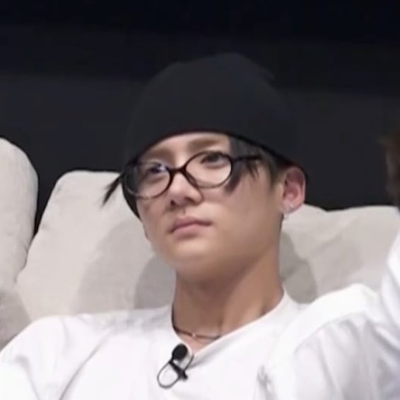 woooonnw's tweet image. 이분.........뭐지.............?