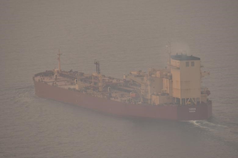 Labuzzcrew's tweet image. 🚨 Tanker THRON (ex-Chen Lu), part of the #DarkFleet, was spotted in the Red Sea at 14°07N 042°42E, heading 156° at 13 knots.
A ghost ship used to evade sanctions, sailing with no transparency or reliable insurance.
#SanctionsEvasion #MaritimeSecurity