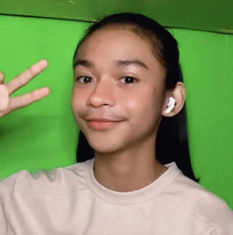 EdenGNobleza410's tweet photo. @KeiferSanchez_  ♥️👽

#KeiferSanchez https://t.co/YW5YBan8UY