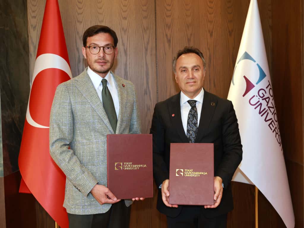 Tokat Gaziosmanpaşa Üniversitemiz ile Tokat Belediyemiz arasında "Afet Eğitimi İş Birliği" protokolümüzü imzaladık.

Protokol kapsamında belediye personellerimize Afet ve Acil Durum Eğitim Uygulama ve Araştırma Merkezi (AFAMER) tarafından çeşitli eğitimler verilecek. Yine