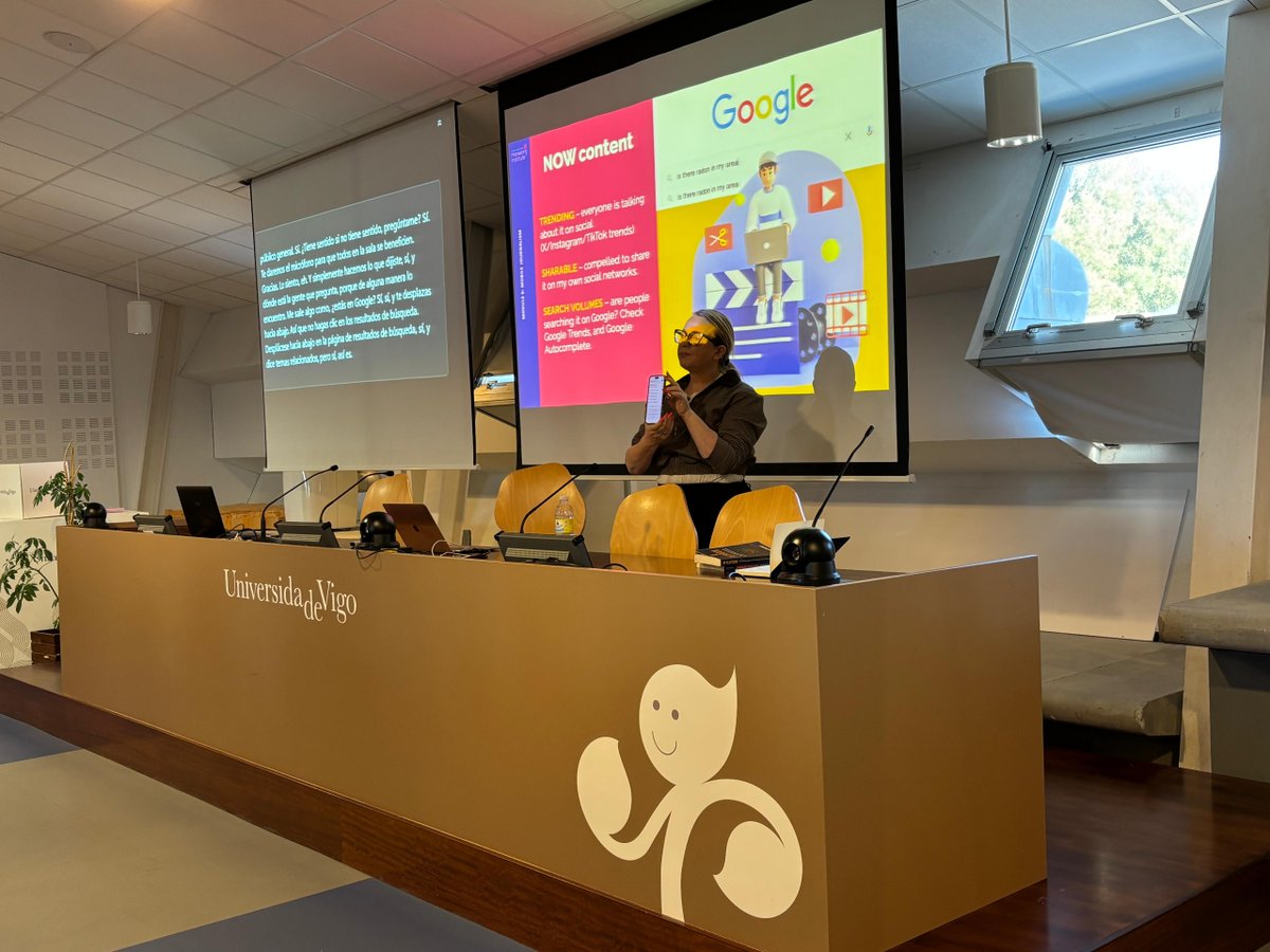 📣 Formación no marco do Programa de Ciencias Mariñas #CienciasMariñasGAL nun curso organizado polo #CIM! 😎 
Con <a href="/JSTweetsDigital/">Joanne Sweeney</a>, referente intenacional en comunicación dixital, aprendemos a usar ferramentes de xornalismo móbil para dar vida á ciencia. 
#RedeCIGUS #EUFunds #HR