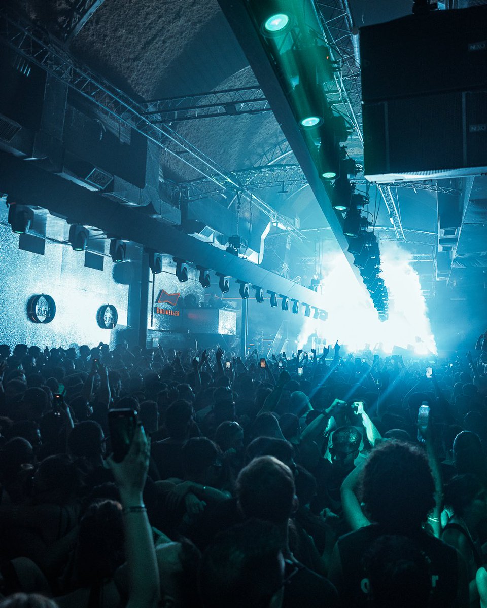 ninetozeromusic's tweet image. Five months ago, we celebrated the release of Discipline EP with an allnighter at Crobar, Buenos Aires 🇦🇷💚

Who was there with us? 

#NINETOZERO #NTZ #SOLO2 #Argentina #BuenosAires