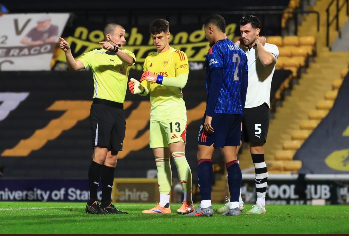 connorhall7's tweet image. What an incredible experience last night was. To be captain against the club I support was right up there with the Wembley wins. Now to focus on putting them performances into the league and climb that table #UTV 🖤🤍⚽️