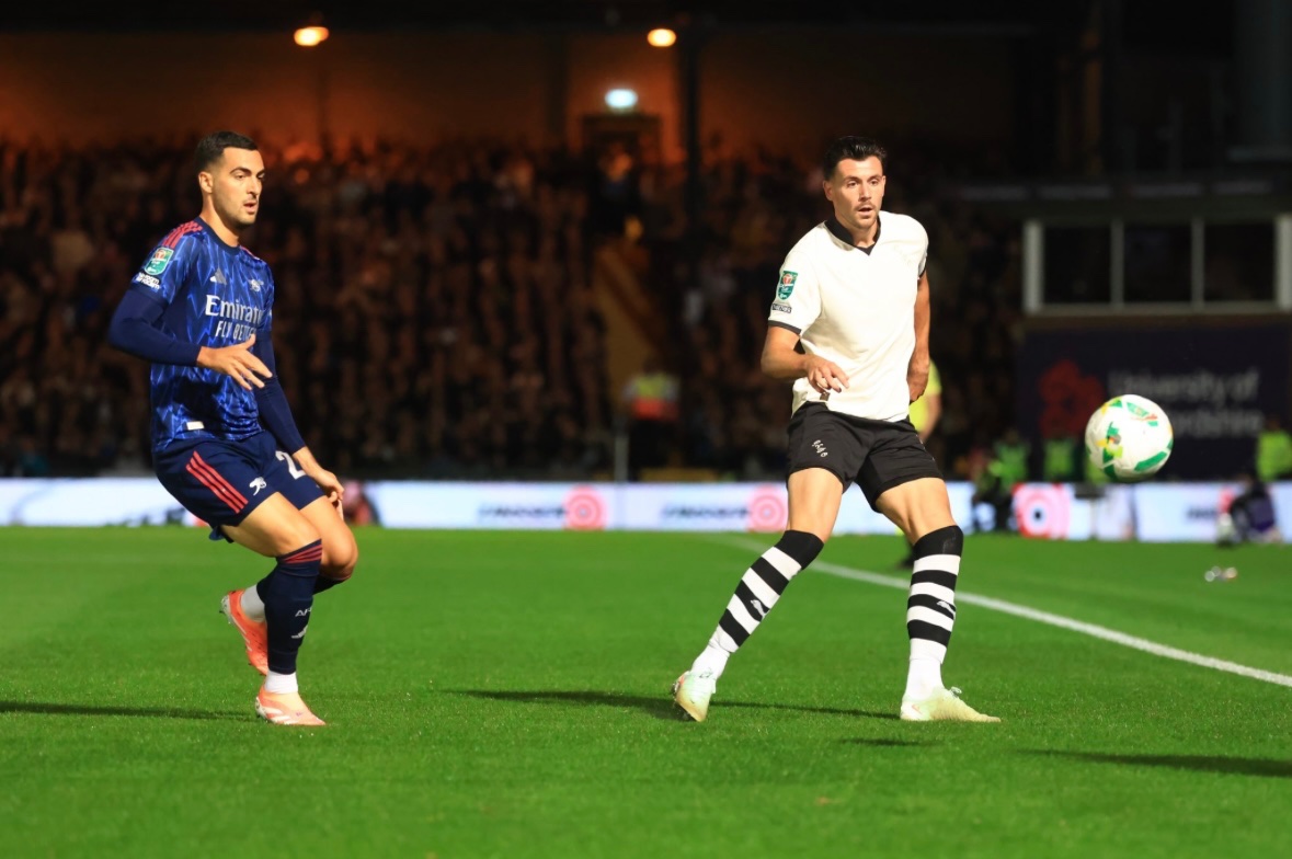 connorhall7's tweet image. What an incredible experience last night was. To be captain against the club I support was right up there with the Wembley wins. Now to focus on putting them performances into the league and climb that table #UTV 🖤🤍⚽️