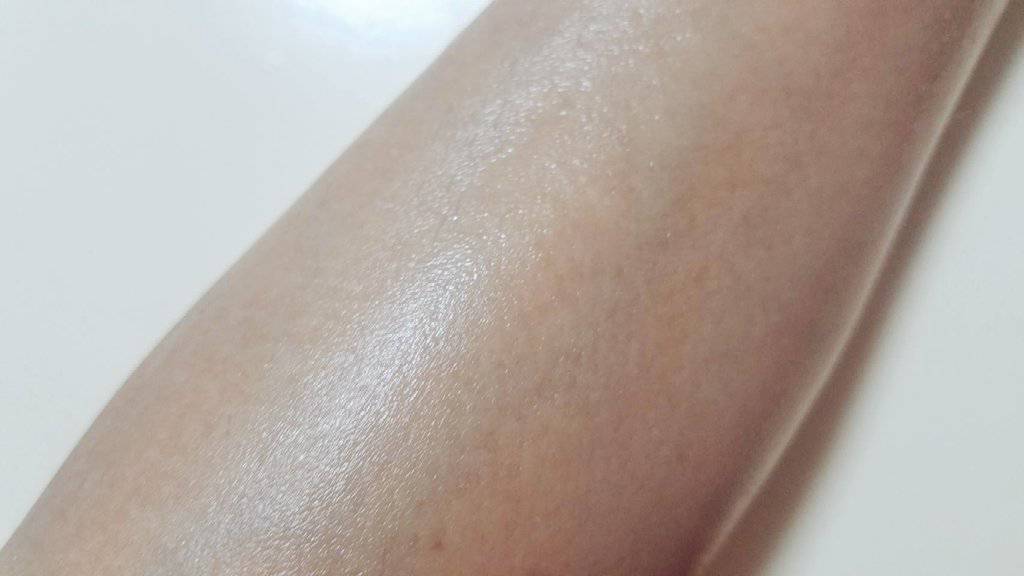 スキンバリアグローミスト
オングリディエンツのベストセラーローションのミストタイプ良い！😆
冷んやり気持ちも良いしメイクの上からもつけれて日中も乾燥からお肌を守ってくれる🤗
純度98%のグルタチオンでツヤ肌を目指せちゃう潤ったツヤ肌を叶えてくれる✨
#PR　#Ongredients
<a href="/ongredientsjp/">ongredients japan</a>