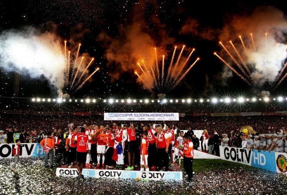 LaPieldeSantaFe's tweet photo. La Copa Sudamericana no es para cualquiera! https://t.co/L1HxGHquvp