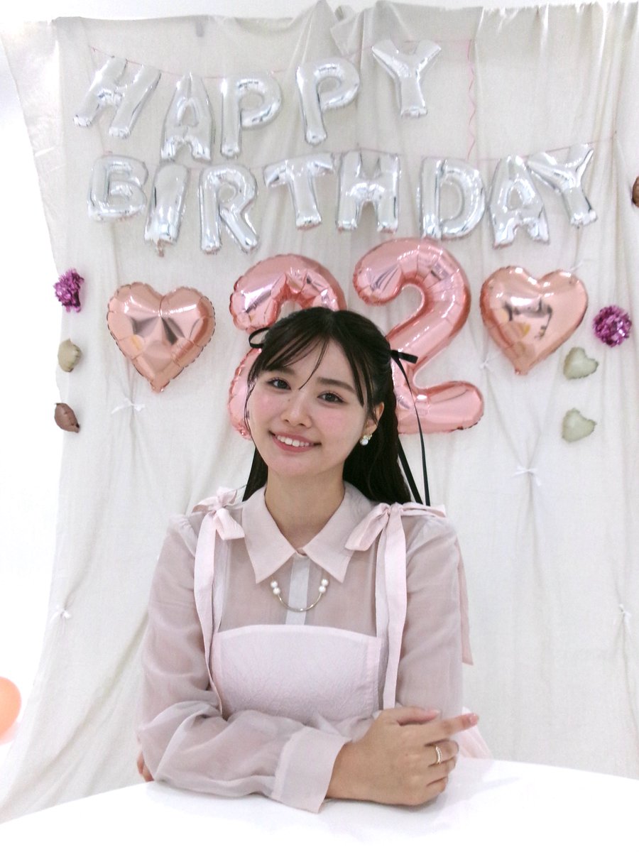 お誕生日イベントの写真📸

たくさんのリボンで可愛くしてもらったんだ〜🎀