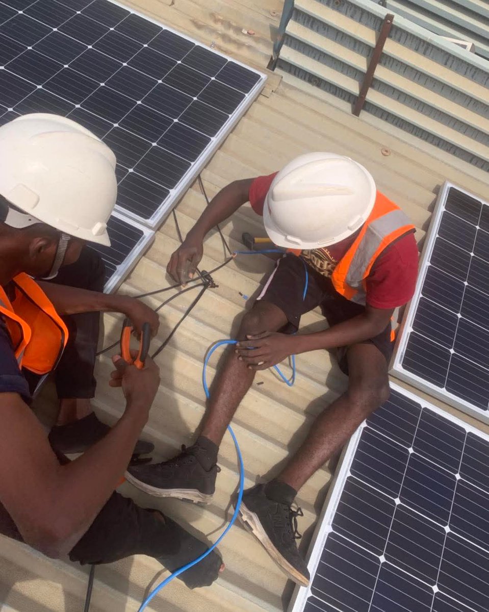 kingrubytech's tweet image. ❤️2.5KVA/24V solar system by us👷🏾‍♂️
1 x2.5kva inverter
2 x220AH tubular battery 
6 x320w solar panel
TOTAL COST: N1,750,000
Physical office📍Lagos and Kano
Go solar !

Kirikiri iPhone 13 Kelly Uhuru Kenyatta Congratulations Tobe Rolls Royce