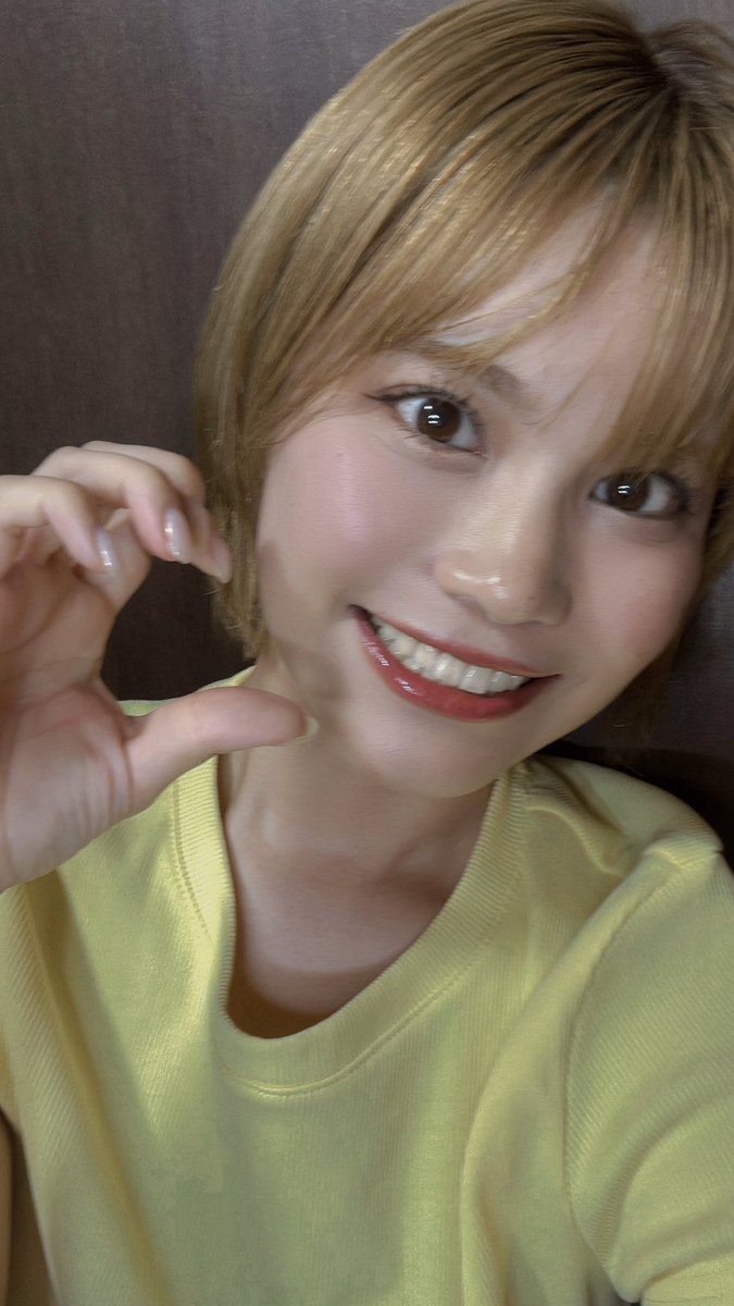 顔出し解禁LIVEありがとうございました！ かなりドキドキだったけど