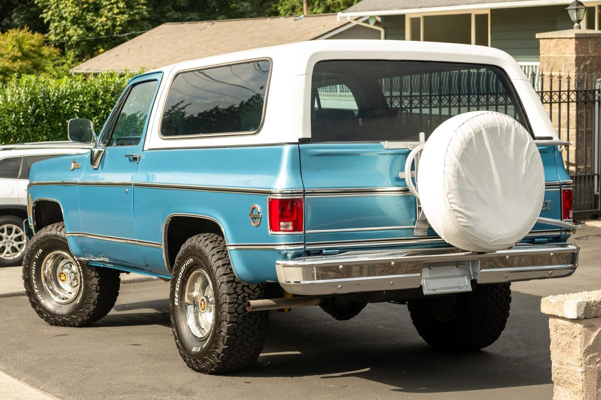 Cars & Bids tweet media