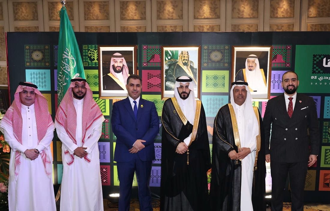 BahrainEmbPH's tweet image. شارك السيد عبدالله محمد الكربابادي، القائم بأعمال سفارة مملكة البحرين في مانيلا، في حفل الاستقبال الذي أقامته سفارة المملكة العربية السعودية الشقيقة في مانيلا، بمناسبة الاحتفال باليوم الوطني الـ(95).