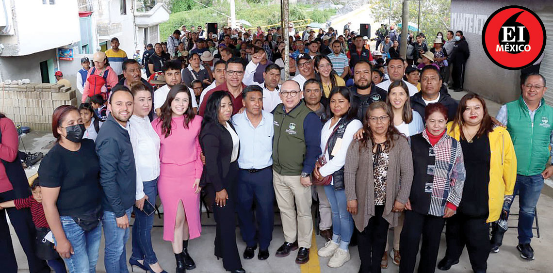 ElInformanteMX's tweet image. Continúa @ManuelVilchisMV entregando obras de #pavimentación, ahora en #SanAntonioAcahualco

En el lugar señaló que la #InfraestructuraVial es pilar de #Zinacantepec.
Tag: @GobZinacantepec
elinformante.mx/?p=93251