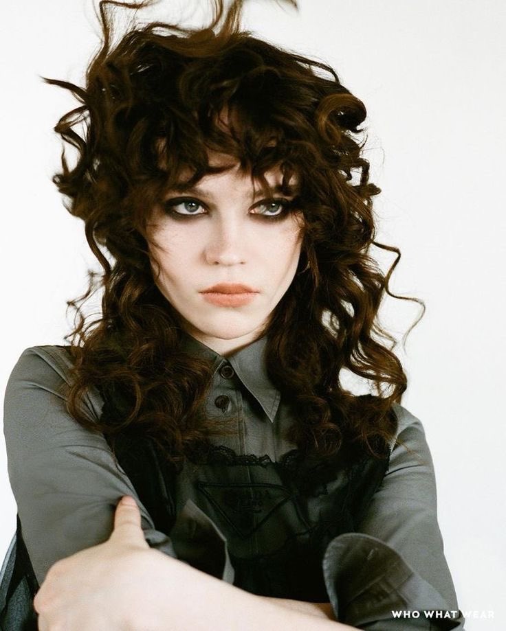 sophie thatcher files (@soapyfiles) on Twitter photo 