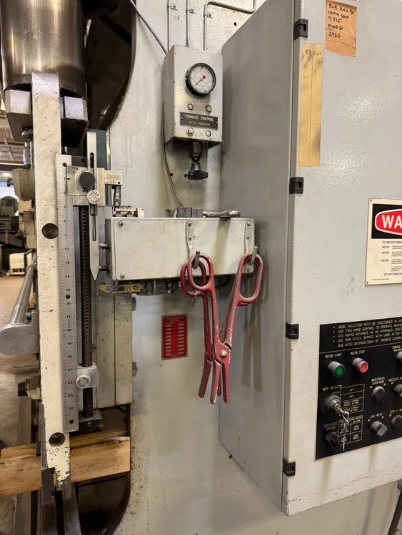 AssetWestbrook's tweet image. FOR SALE‼️

USED PACIFIC JENESIS SERIES I J-100-10 10’ X 100 TON SINGLE AXIS CNC HYDRAULIC PRESS BRAKE

Year: 2000
Stock #: 11231

For more info contact Joe at joe@westbrook-eng.com or 586-576-2154

westbrook-eng.com/equipment/8396…

#usedmachinery #usedmachine #forsale #buyused #pacific