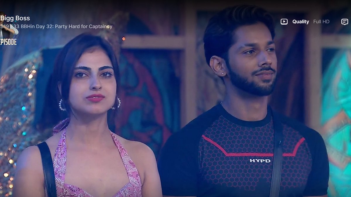 defender_tm's tweet image. FACE CARD 💕

#Bahana #Biggboss19 #FarrhanaBhatt #BaseerAli