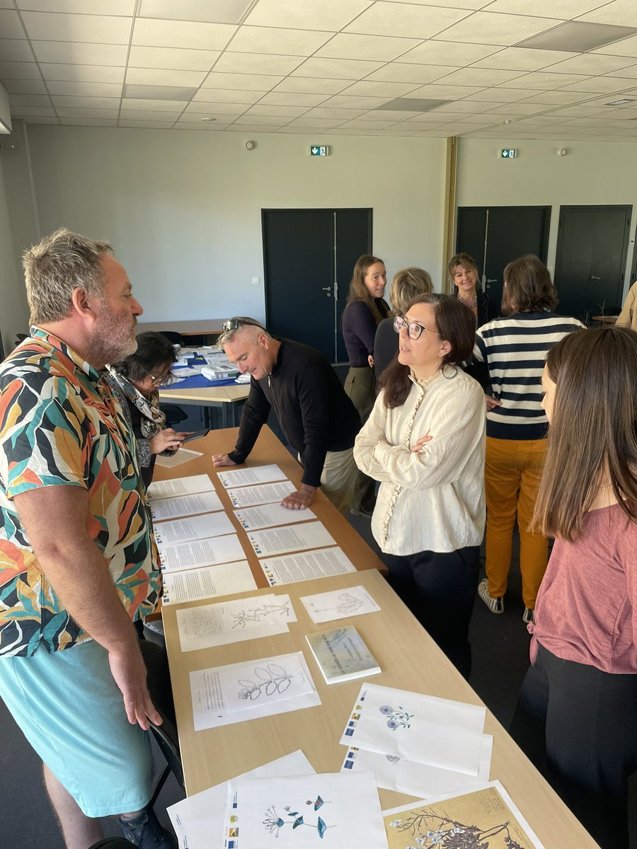 Présentation des résultats du projet TELL Youth (Forme la jeunesse à la biodiversité en Europe!)
<a href="/EUErasmusPlus/">Erasmus+</a> KA2 à <a href="/nimes/">Ville de Nîmes</a>  🇫🇷🇬🇷🇷🇴🇪🇺 Il y a urgence: selon <a href="/WWF/">WWF</a> les populations des animaux sauvages ont décliné de 73% entre 1970-2020. Visitez la page : digital-herbarium.com