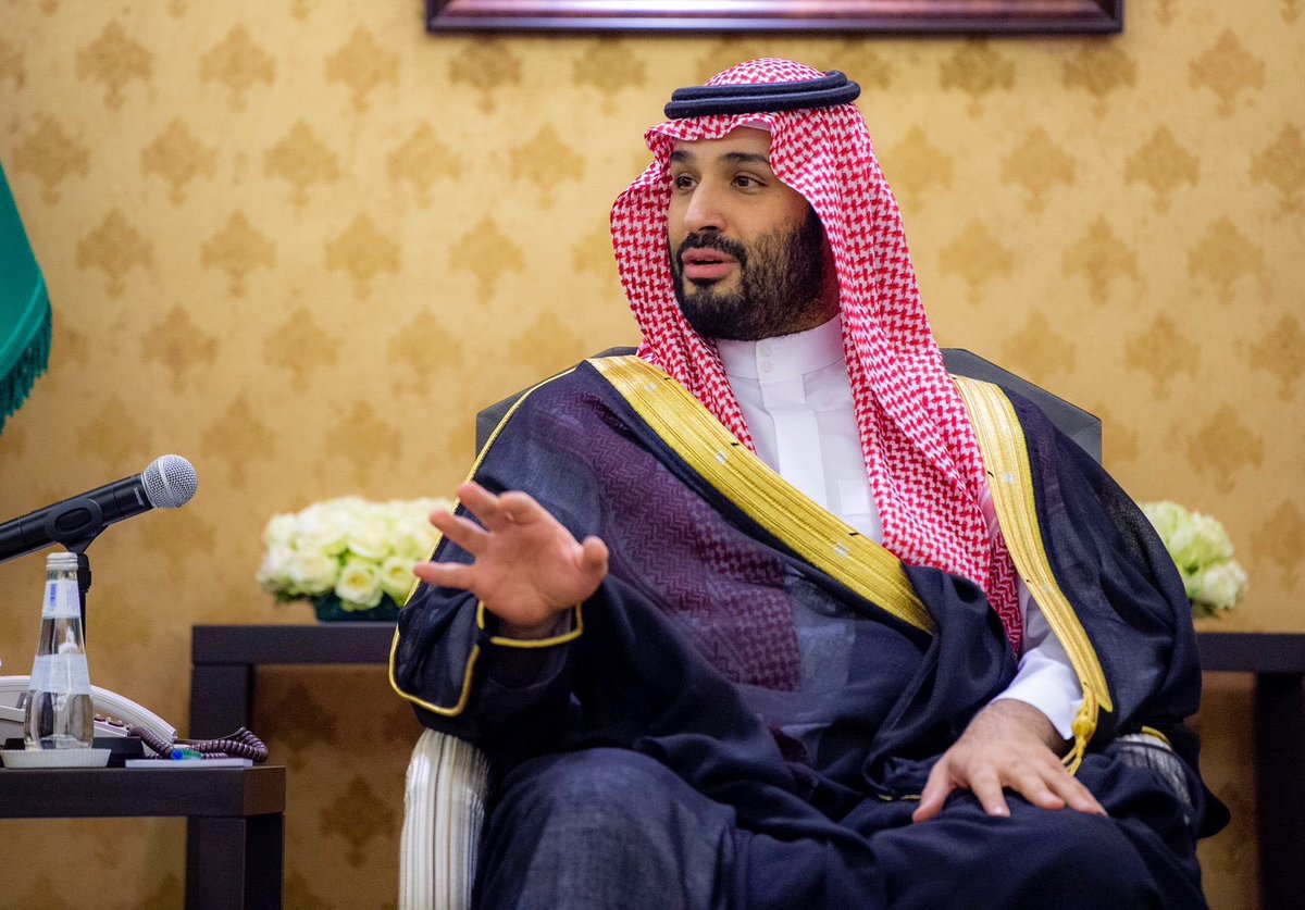 AJELNEWS24's tweet photo. عاجل 🔴 

رسمياً ..

بناء على توجيه ولي العهد ..

اعتبارًا من اليوم، ولمدة 5 سنوات قادمة في #الرياض ..

🔴 لا زيادة سنوية لقيمة الأجرة الإجمالية في عقود إيجار العقارات السكنية والتجارية القائمة أو الجديدة) في الرياض.

🔴 لا يحق لصاحب العقار زيادة قيمة الأجرة الإجمالية للعقار المُتفق عليها في العقود القائمة أو الجديدة.

🔴 لا تأجير للعقار إلا عبر توثيق العقود الإيجارية في شبكة إيجار.

🔴 لا يحق لصاحب العقار الامتناع عن التجديد، وإلزام المُستأجِر بإخلاء العقار إلا في ثلاث حالات (تخلُّف المُستأجِر عن السداد، وجودُ عيوبٍ هيكلية في العقار ، وجود رغبة المُؤجر في استخدام الوحدة العقارية السكنية لاستخدامه الشخصي، أو استخدام أحد أقاربه من الدرجة الأولى).

#قرار_ضبط_الايجارات