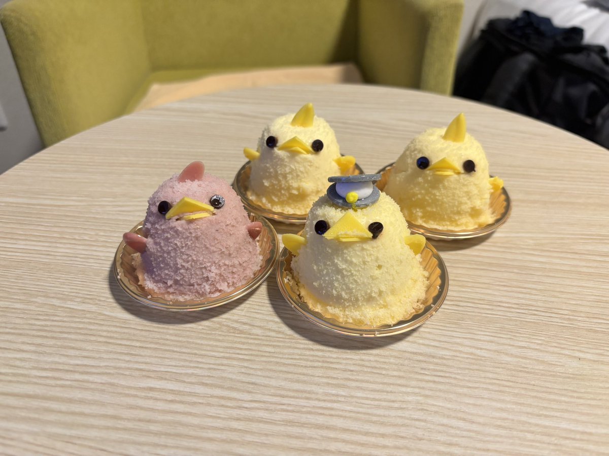 Hirakkoder's tweet image. 名古屋三重で観光して美味しいもの沢山食べました🐣
念願の鳥羽水族館やぴよりん、伊勢神宮と赤福本店などなど……
明日から大阪!日曜日に #デイトラ 大阪オフ会に参加します✨️ 当日会ったら話してください🙏
金土の空いた時間は、昨日受注した追加ページを構築して旅行代をペイします👩💻