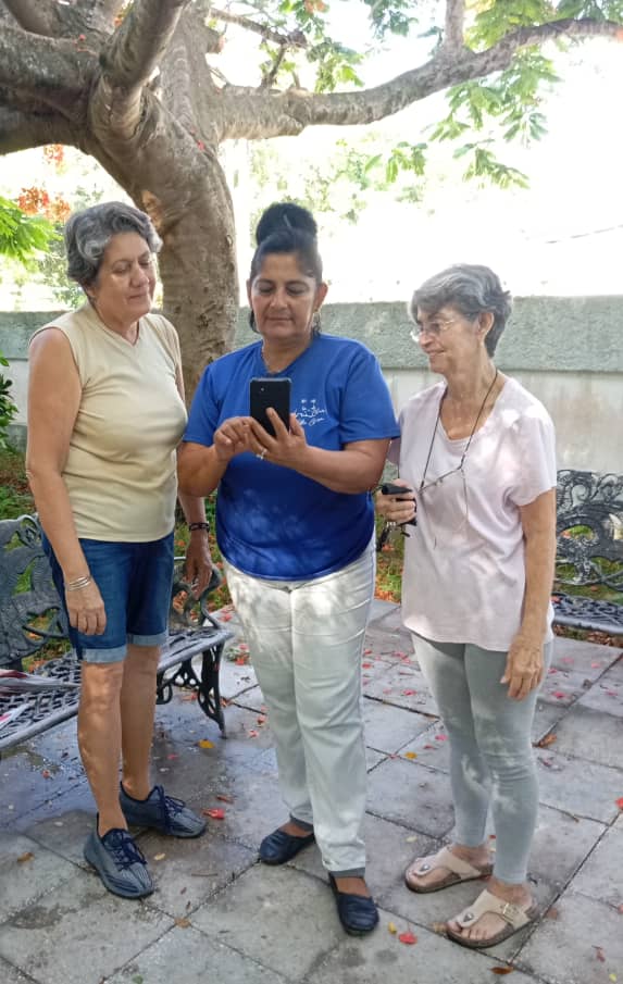 #JovenClubSantaClara mantiene constante intercambio con la población villaclareña y prosigue en campaña #JovenClubXCuba